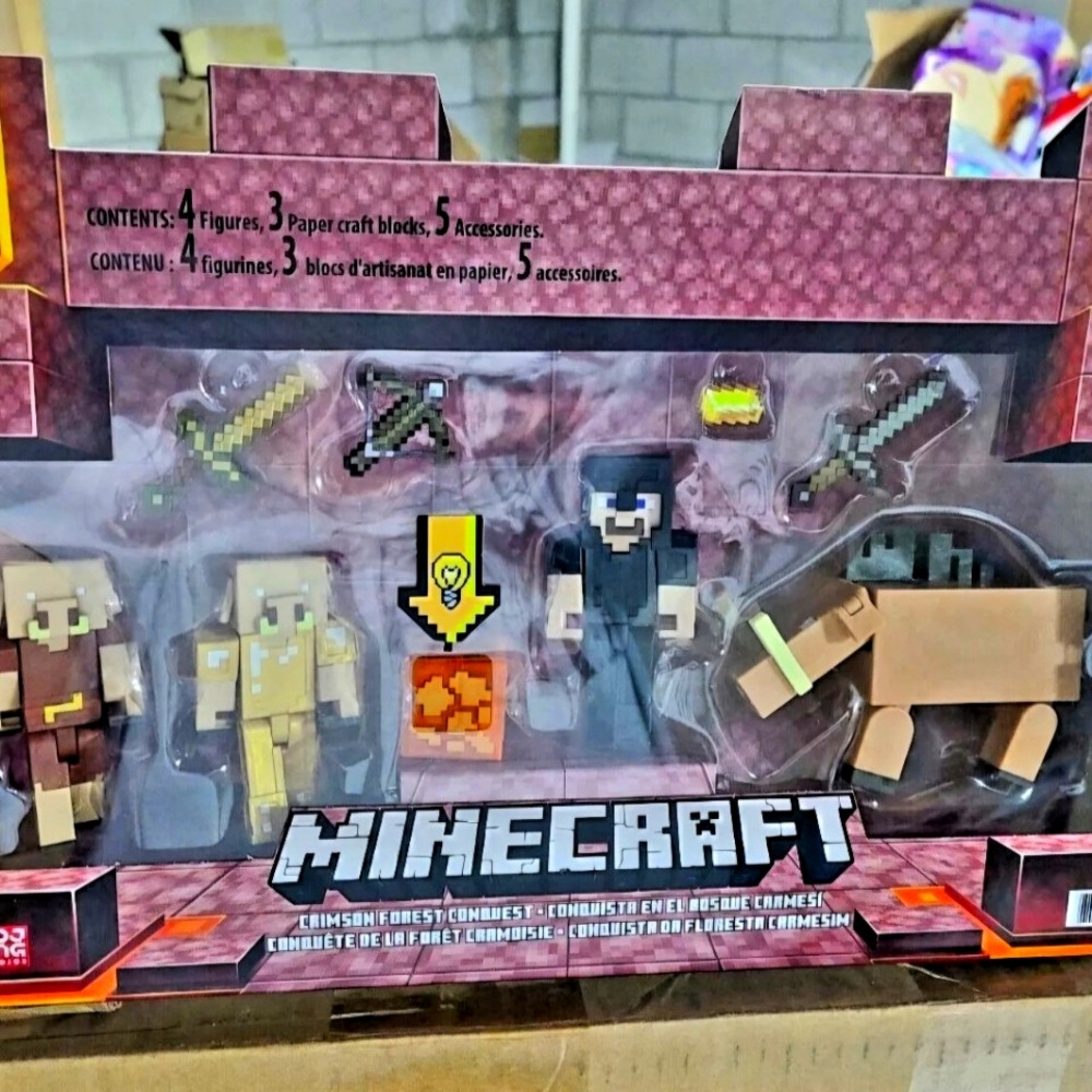 Minecraft Figures Crimson Forest Conquest Story Pack Accessories